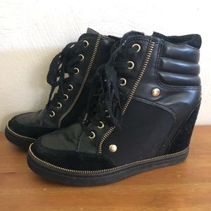 Aldo Black Zipper / Tie Wedge Booties